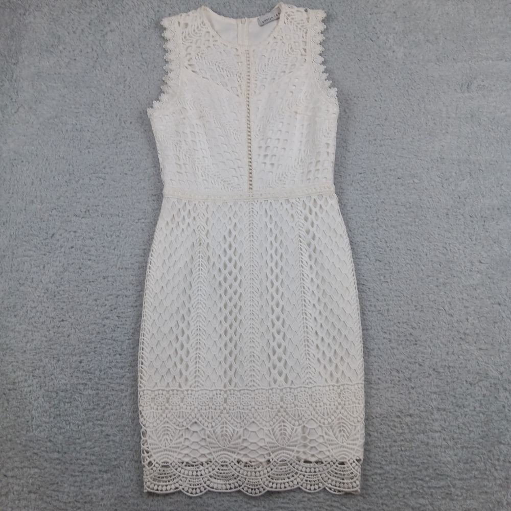 Adelyn Rae Lace Sheath Dress Women 4 White Sleeveless Scalloped Hem Overlay